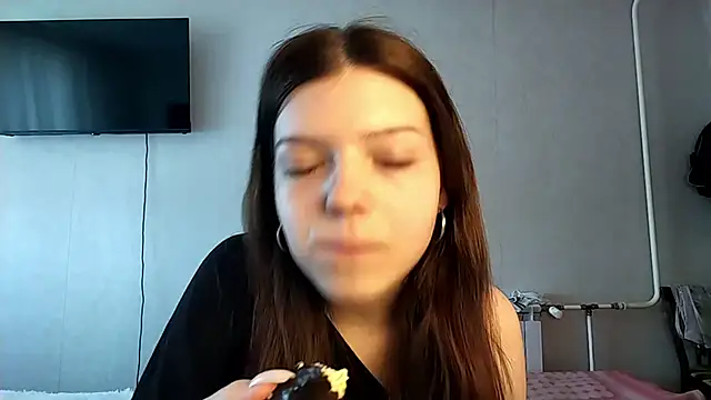 Helgawithyou online show from 04.10.26