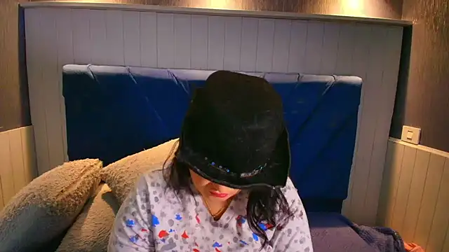 SamanthaSyedx online show from 04.09.26