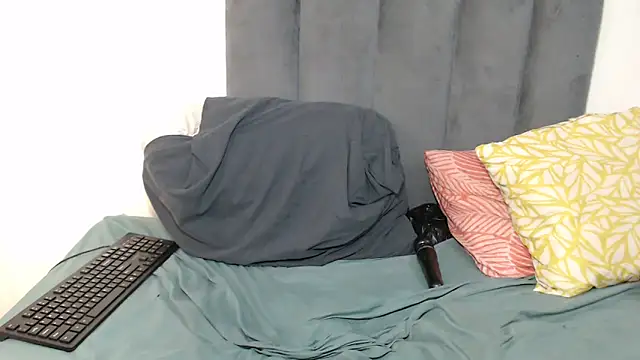 dark-berry77 online show from 04.06.26