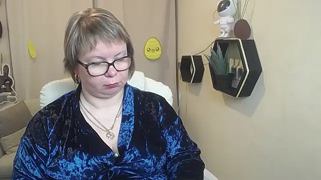 BonnnyBoobsy online show from 04.11.26