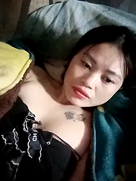 Snapshot of Eli18 chatting on 04.01.26 Eli18 online show from 04.01.26