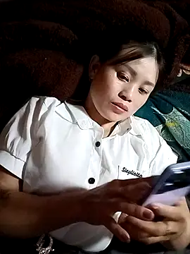 Snapshot of Eli18 chatting on 04.05.26 Eli18 online show from 04.05.26