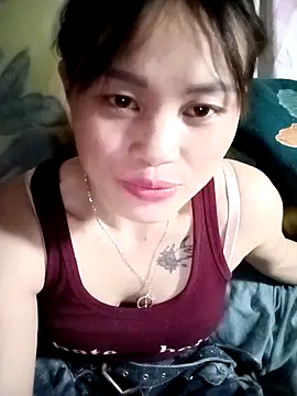 Snapshot of Eli18 chatting on 04.10.26 Eli18 online show from 04.10.26