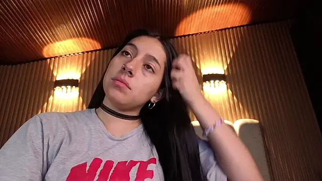 Snapshot of Melannyy_V chatting on 03.21.26 Melannyy V online show from 03.21.26