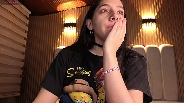 Snapshot of Melannyy_V chatting on 03.31.26 Melannyy V online show from 03.31.26