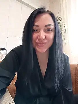 Elsie-Nora online show from 04.15.26