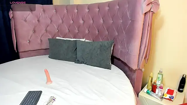 AvaRyd online show from 04.08.26