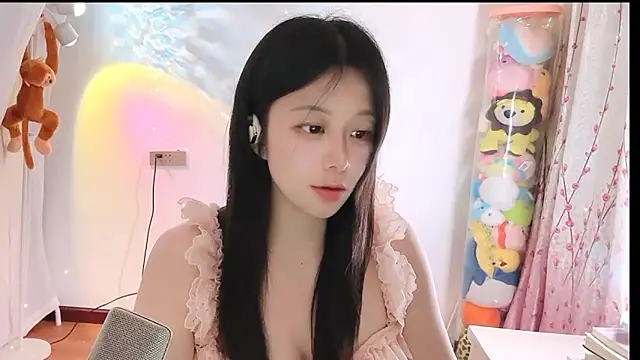 QQ-7890 online show from 04.14.26