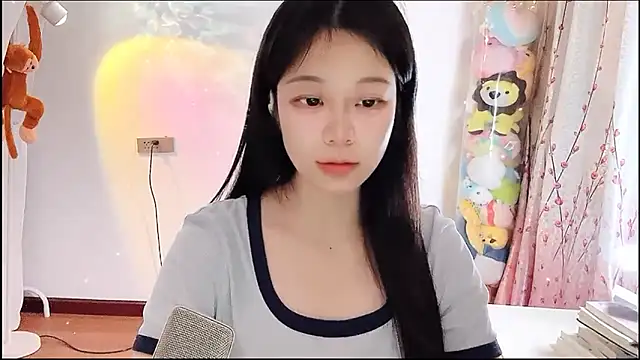 QQ-7890 online show from 04.18.26