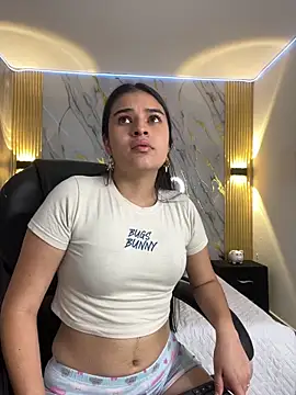 Snapshot of Valkiria77_Eup chatting on 03.31.26 Valkiria77 Eup online show from 03.31.26