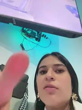 Snapshot of Valkiria77_Eup chatting on 04.09.26 Valkiria77 Eup online show from 04.09.26