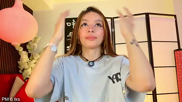 Elysia carter online show from 04.14.26