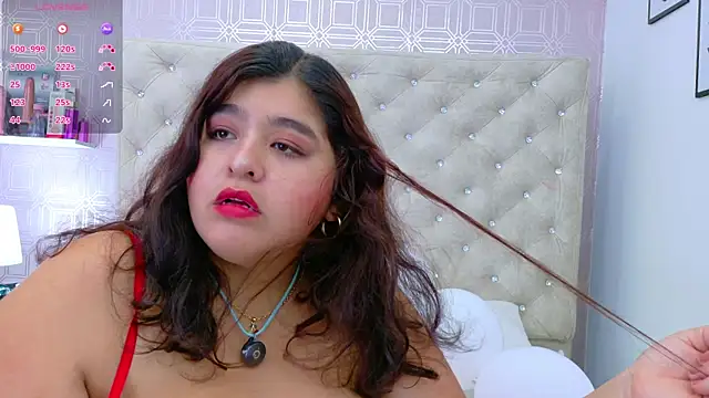 Dahlia Lee online show from 04.07.26