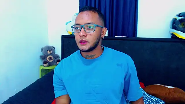 MascTyler online show from 04.17.26