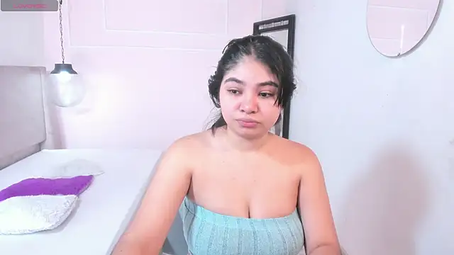 MilaHeat1 online show from 03.31.26