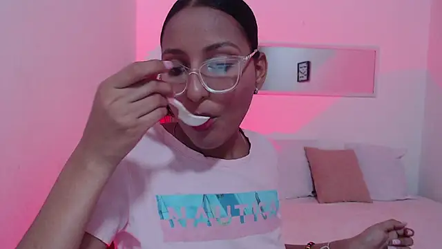 Rubi Diamond  online show from 03.25.26