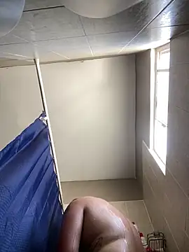 HOTB0Y18 online show from 04.08.26