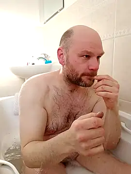 pitch 122 online show from 04.08.26