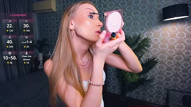 AmilyAmilli online show from 03.22.26