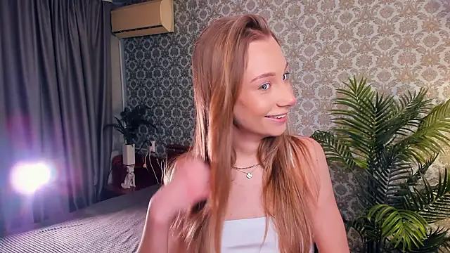 AmilyAmilli online show from 03.26.26