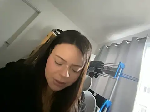 juel1sa online show from 06.25.26