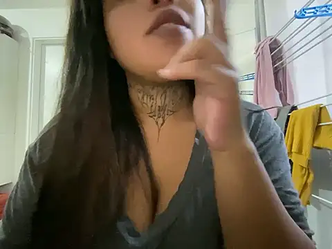 juel1sa online show from 07.10.26