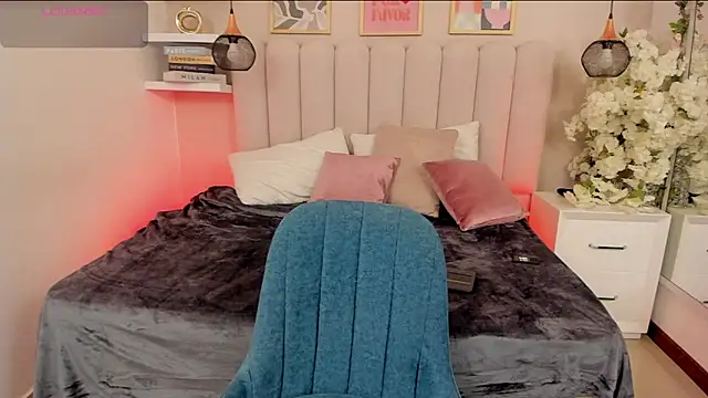 Honney Taylor online show from 04.11.26