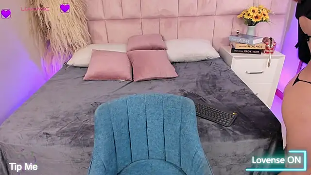 Honney Taylor online show from 04.14.26