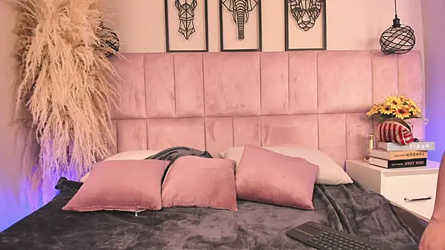 Honney Taylor online show from 04.16.26