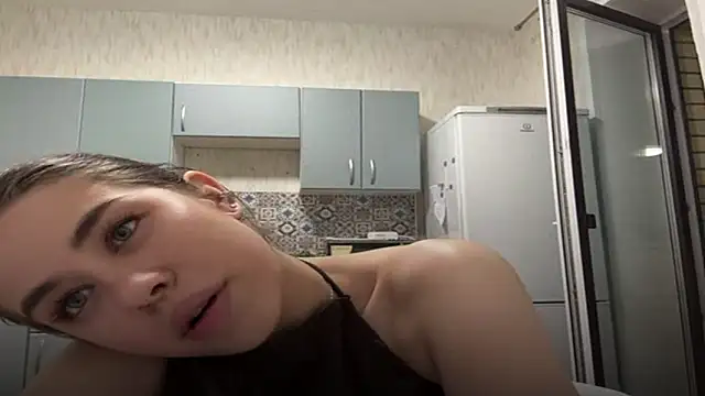 LypsiXo online show from 03.21.26