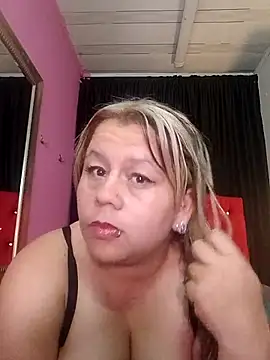 ScarletBigTitties online show from 04.05.26