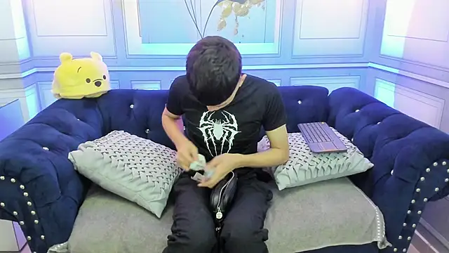 Apolo jonnes online show from 03.26.26