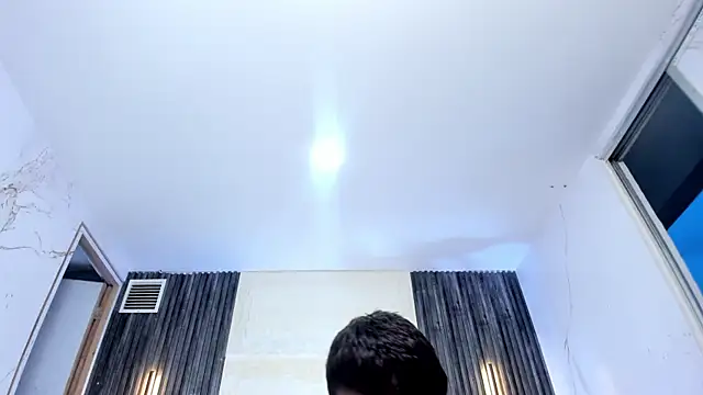 Apolo jonnes online show from 04.05.26