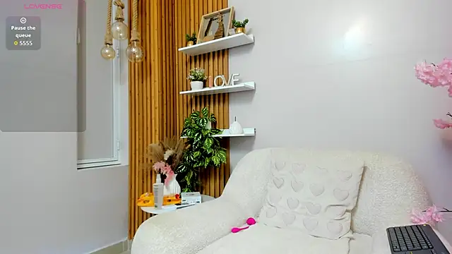 Maiasweet  online show from 03.26.26