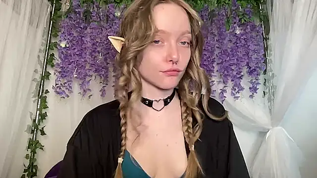 ElfGirlAna online show from 07.16.26