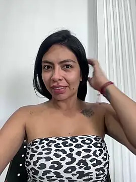 Noa rousse01 online show from 04.02.26