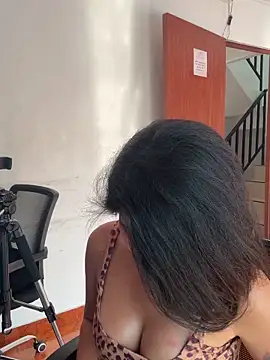 Noa rousse01 online show from 04.11.26