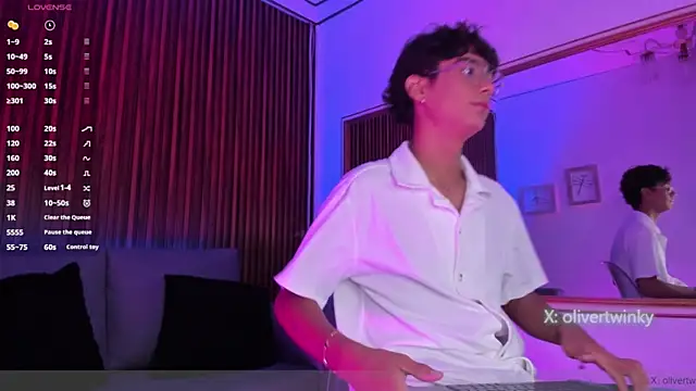 Oliver20   online show from 04.07.26