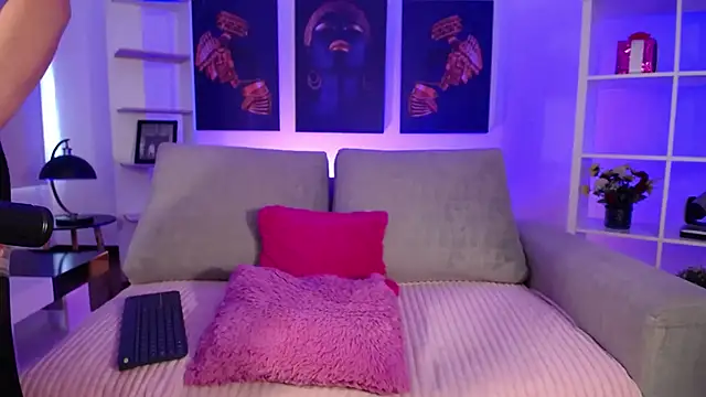 linda norris  online show from 03.28.26