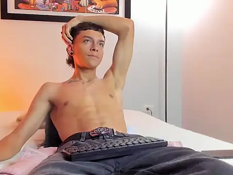 Noahh Saky online show from 03.27.26