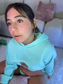 MelodyRey   online show from 04.10.26