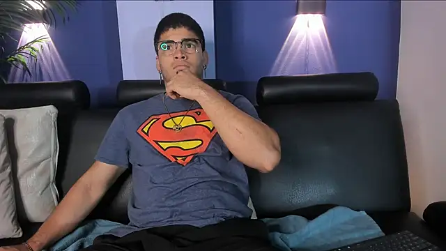 DanteTargaryen online show from 03.31.26