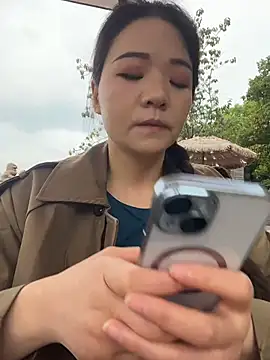 lucyxiaolulu online show from 04.06.26