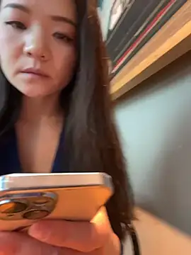 lucyxiaolulu online show from 04.12.26