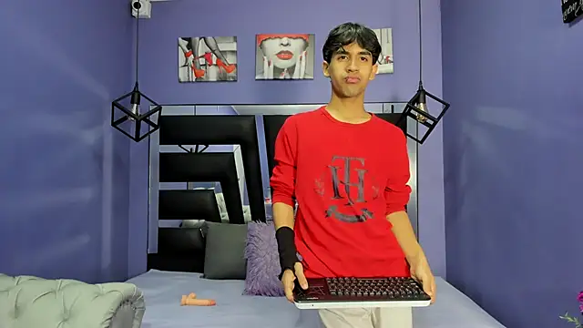  ArchieBlu  online show from 04.01.26