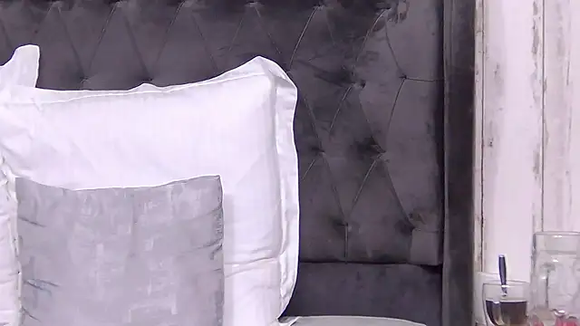 AnnieNox online show from 04.19.26