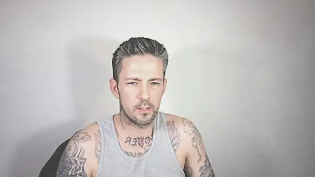 SkylarrGrey online show from 04.12.26