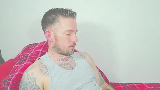 SkylarrGrey online show from 04.18.26