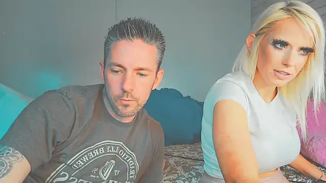 Snapshot of SkylarrGrey chatting on 05.16.26 SkylarrGrey online show from 05.16.26