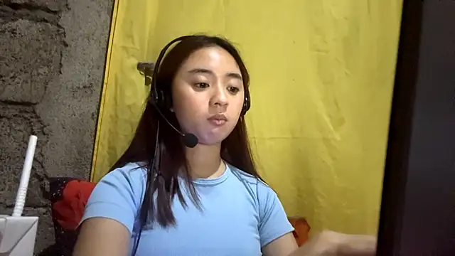 LenoraLacassagne online show from 03.21.26